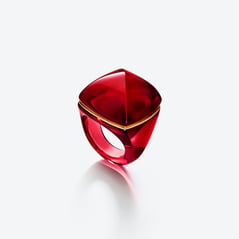 Select M&eacute;dicis Pop Ring Baccarat in Crystal Red